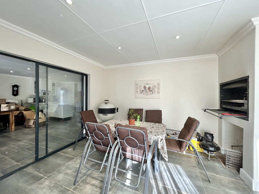 3 Bedroom Property for Sale in Fountains Estate Eastern Cape